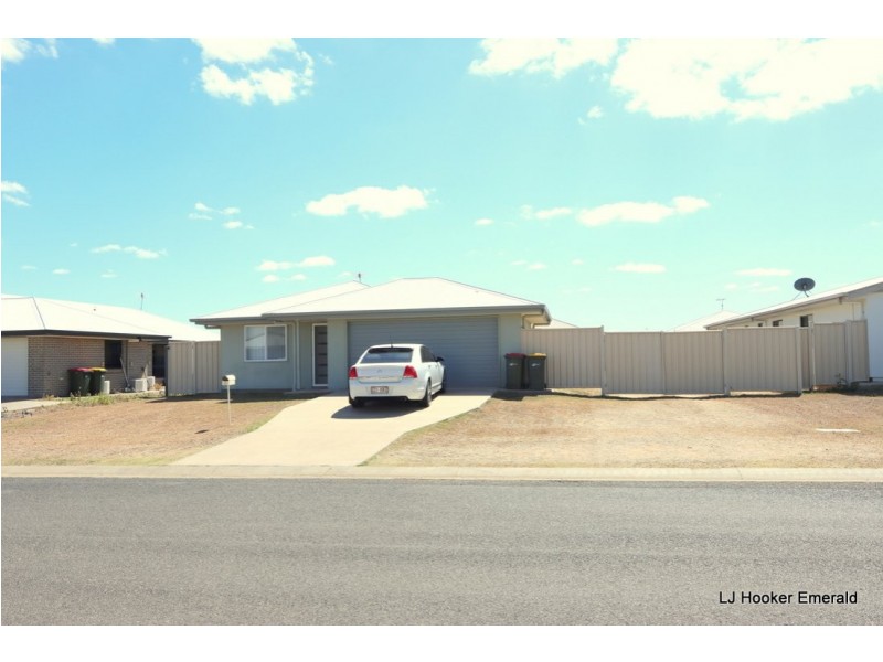 3 Whitney Street, Emerald QLD 4720