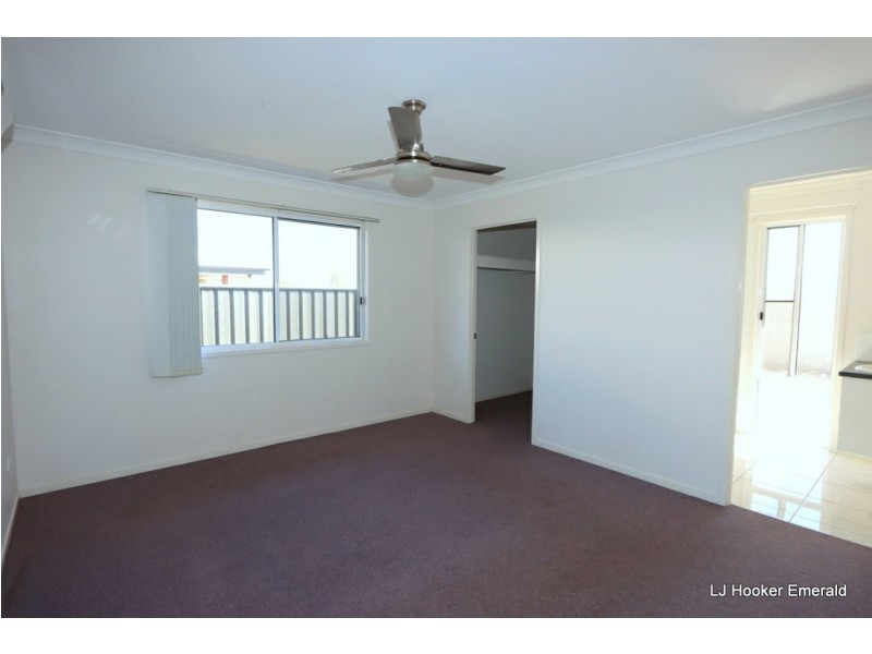 3 Whitney Street, Emerald QLD 4720