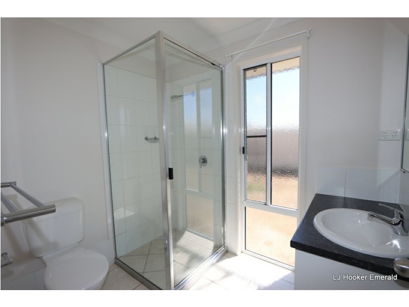 3 Whitney Street, Emerald QLD 4720