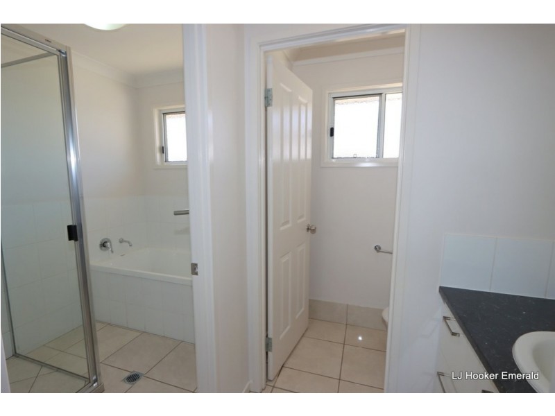 3 Whitney Street, Emerald QLD 4720