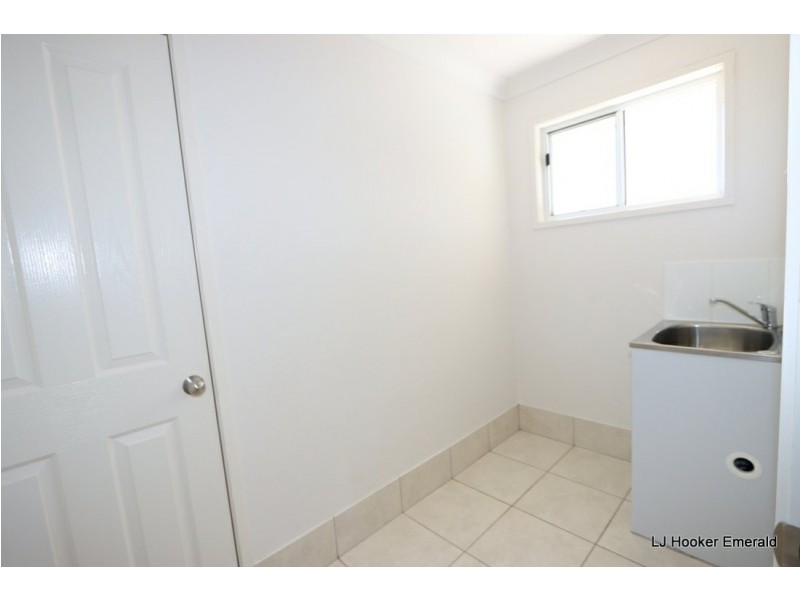3 Whitney Street, Emerald QLD 4720