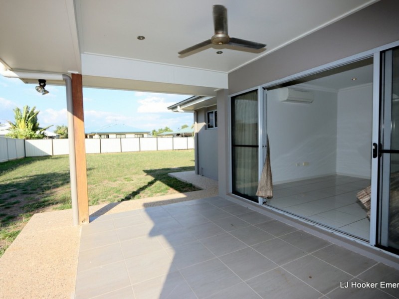 8 Desgrand Street, Emerald QLD 4720