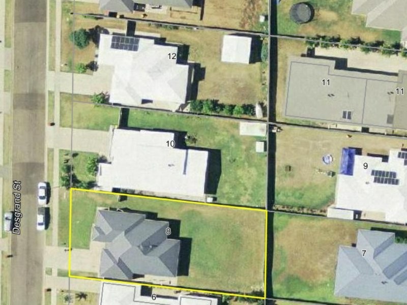 8 Desgrand Street, Emerald QLD 4720