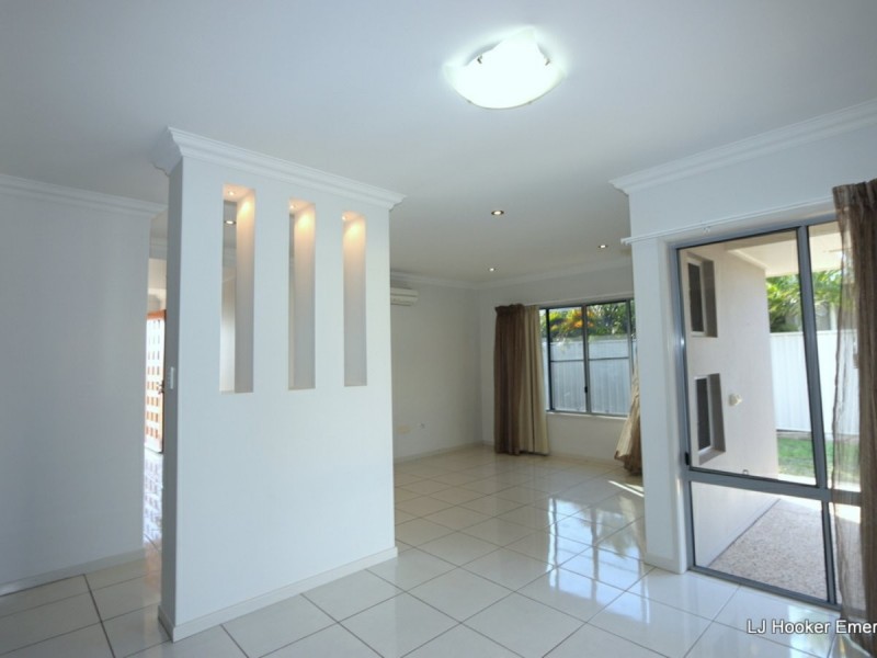 8 Desgrand Street, Emerald QLD 4720