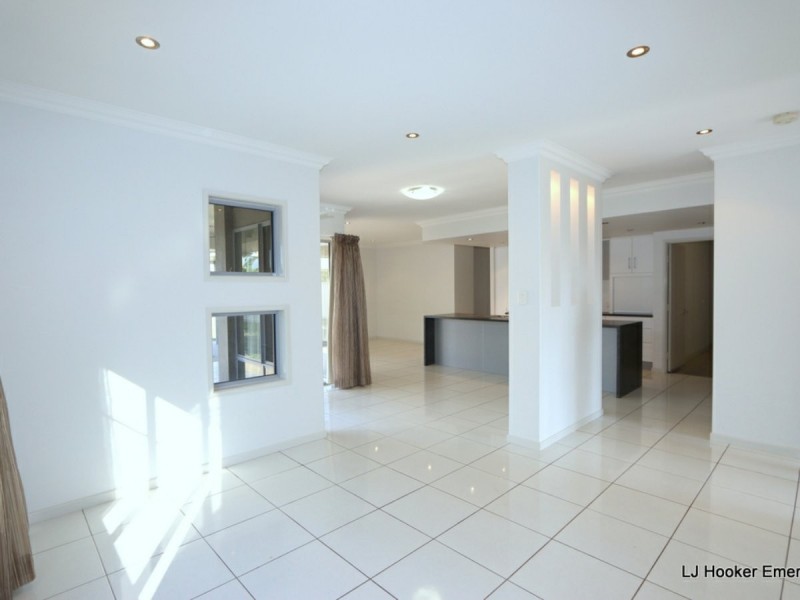 8 Desgrand Street, Emerald QLD 4720