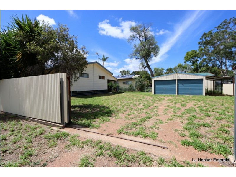 29 Centenary Drive, Emerald QLD 4720