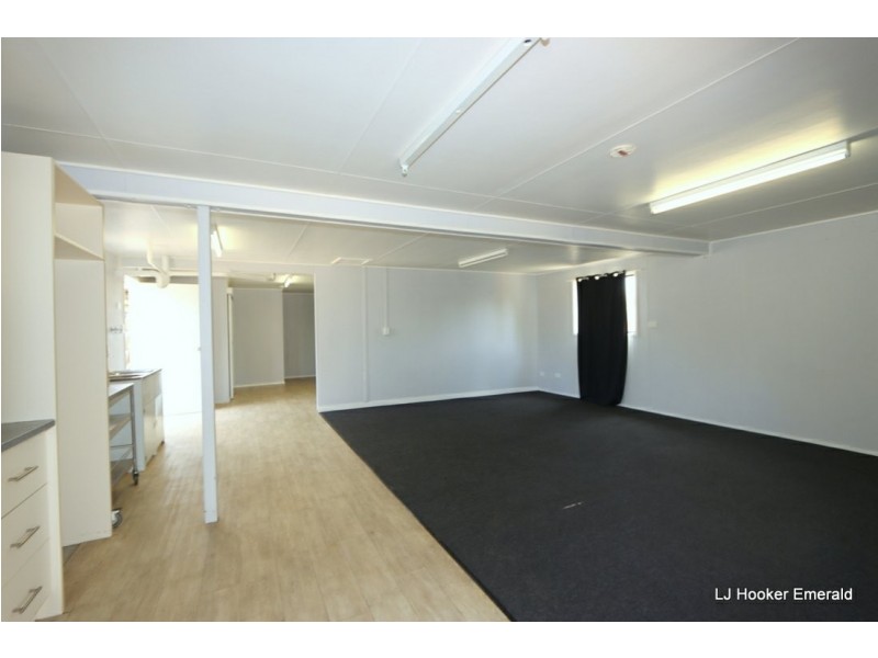 9 Colleen Avenue, Emerald QLD 4720