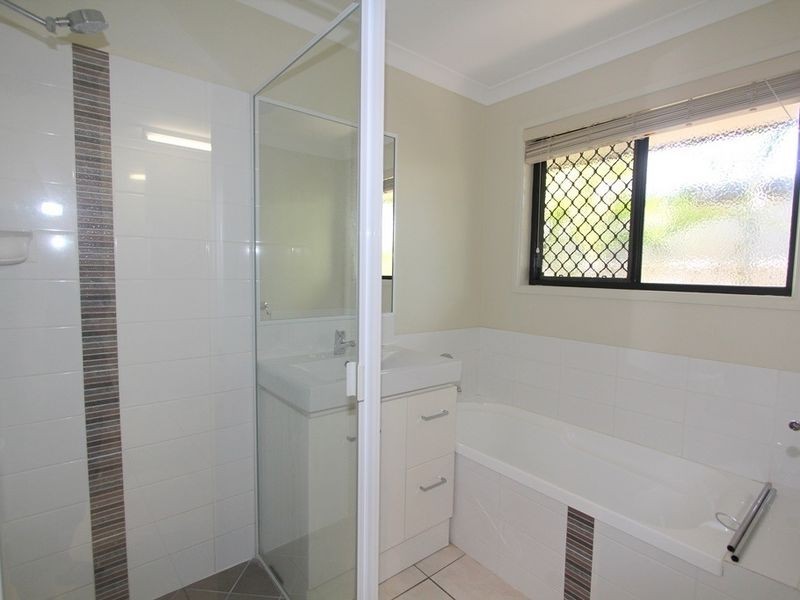 2/16 Joel Ernest, Emerald QLD 4720