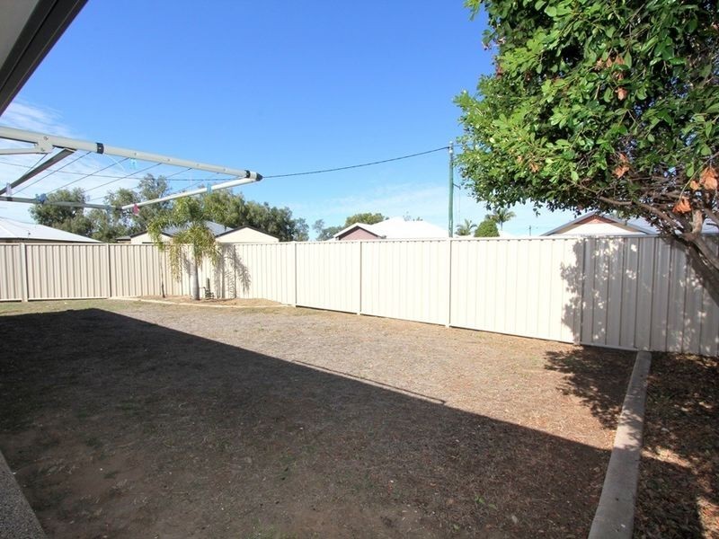 2/16 Joel Ernest, Emerald QLD 4720