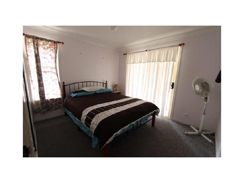 14 Jacqueline Drive, Emerald QLD 4720