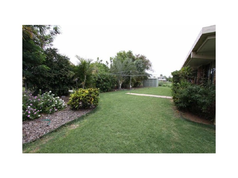 14 Jacqueline Drive, Emerald QLD 4720