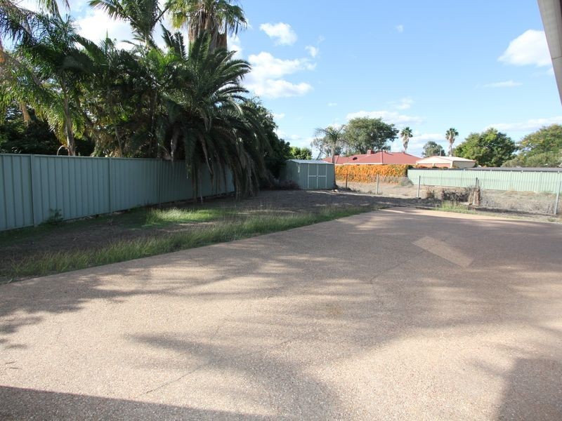 34 Barry Street, Emerald QLD 4720