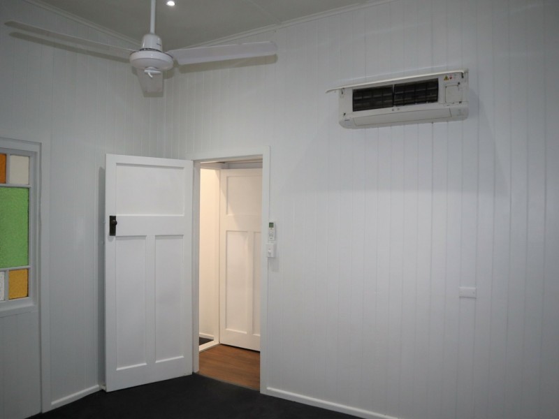 54 Yamala Street, Emerald QLD 4720