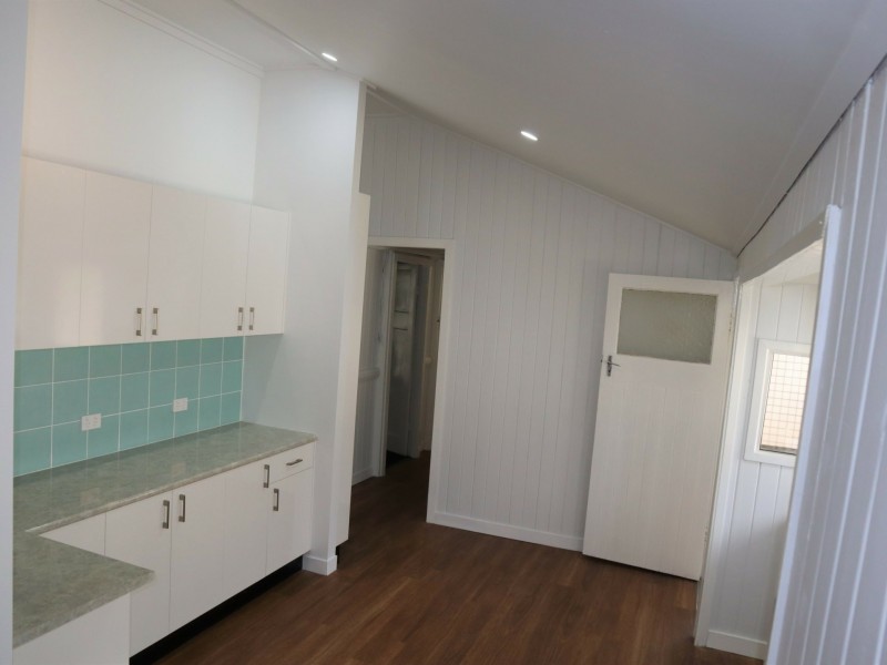 54 Yamala Street, Emerald QLD 4720