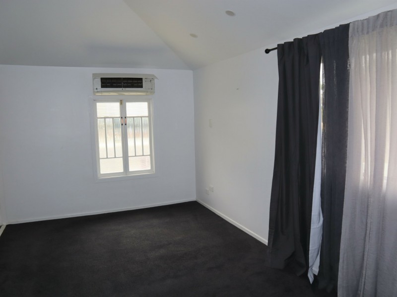 54 Yamala Street, Emerald QLD 4720