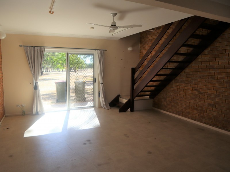 16/145 Egerton Street, Emerald QLD 4720