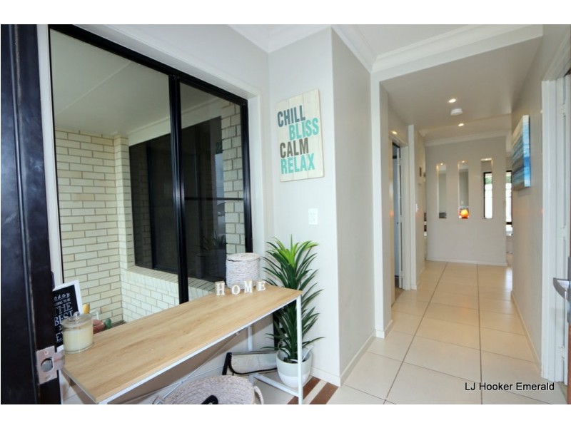 3 Desgrand Street, Emerald QLD 4720