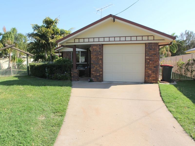 3 Yvette Court, Emerald QLD 4720