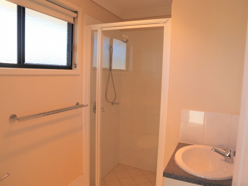 8 Baird Street, Emerald QLD 4720