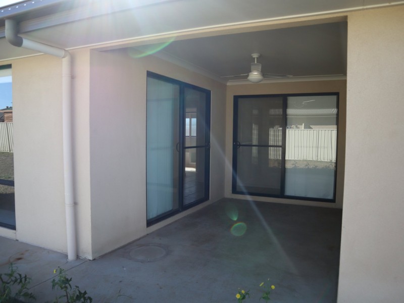 8 Baird Street, Emerald QLD 4720