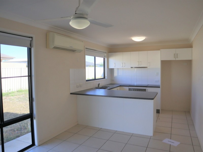 8 Baird Street, Emerald QLD 4720