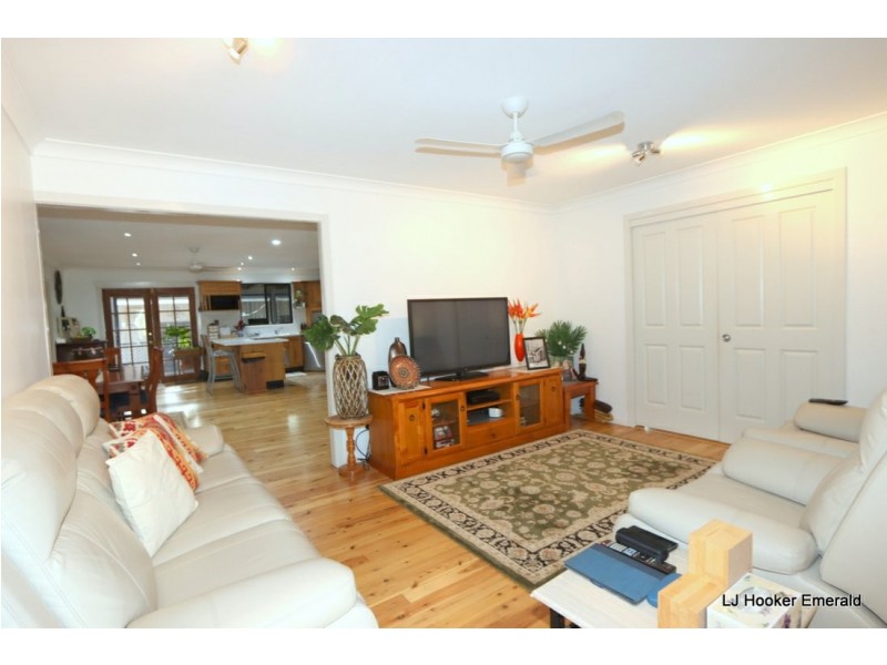 10 Rodeo Court, Emerald QLD 4720