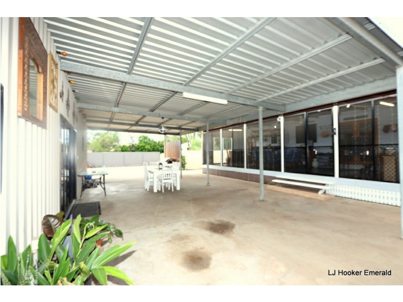 10 Rodeo Court, Emerald QLD 4720