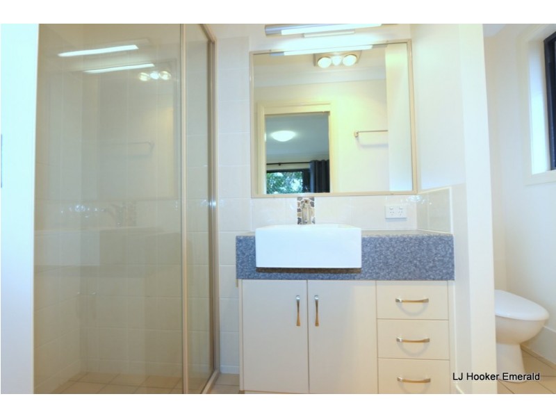 12 Saville Street, Emerald QLD 4720