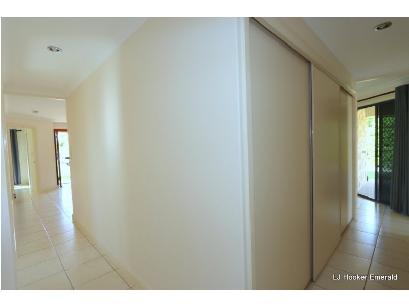 12 Saville Street, Emerald QLD 4720