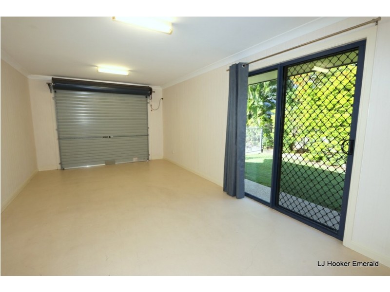 12 Saville Street, Emerald QLD 4720