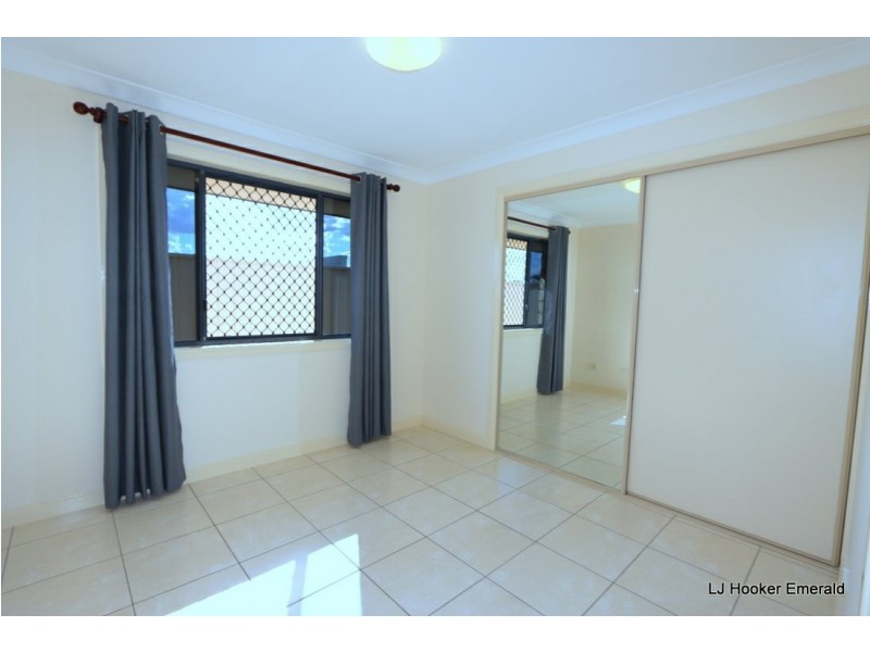 12 Saville Street, Emerald QLD 4720