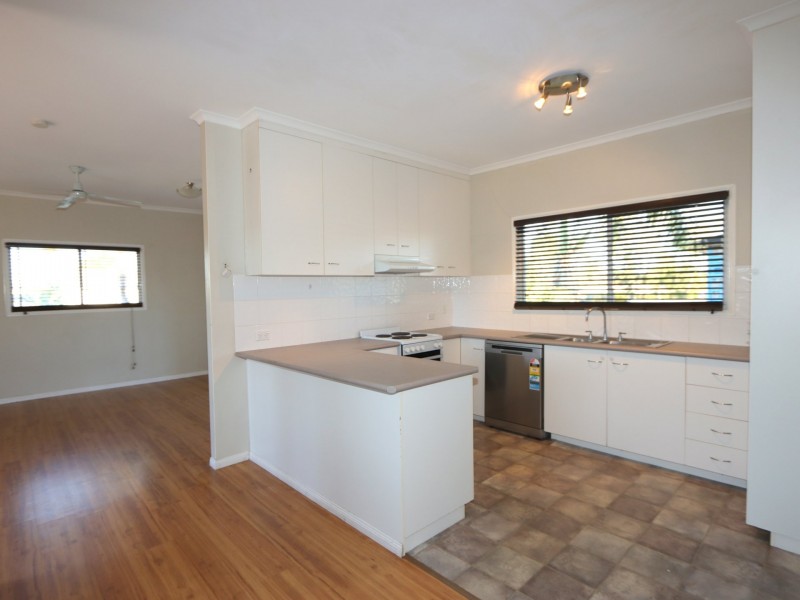 1 Eric Court, Emerald QLD 4720