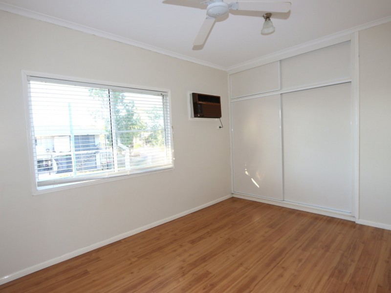 1 Eric Court, Emerald QLD 4720