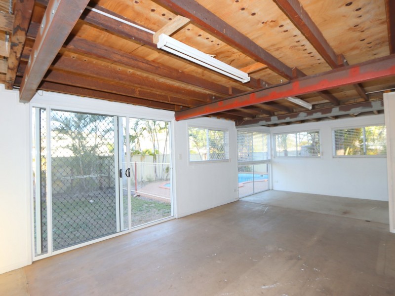 1 Eric Court, Emerald QLD 4720