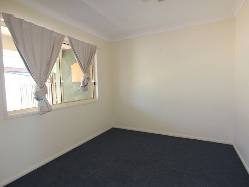 2/222 Borilla St, Emerald QLD 4720