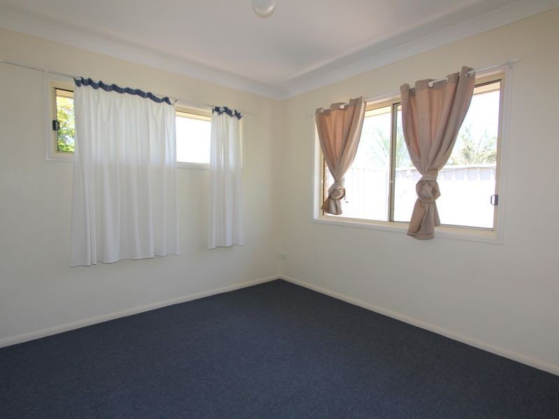 2/222 Borilla St, Emerald QLD 4720