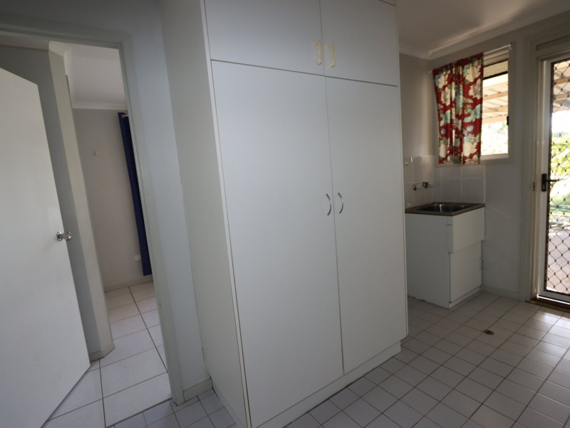 8 Roberts Street, Emerald QLD 4720