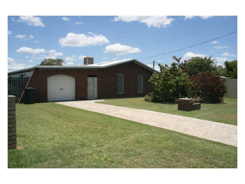 14 Eubar Place, Emerald QLD 4720