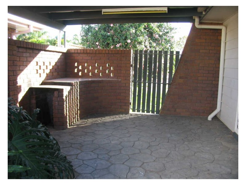 14 Eubar Place, Emerald QLD 4720