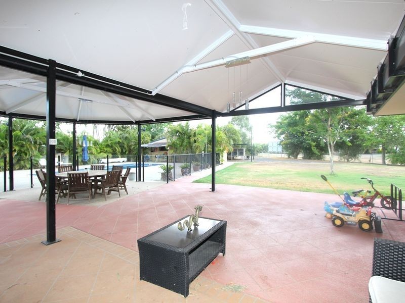 21 Coaker Drive, Emerald QLD 4720