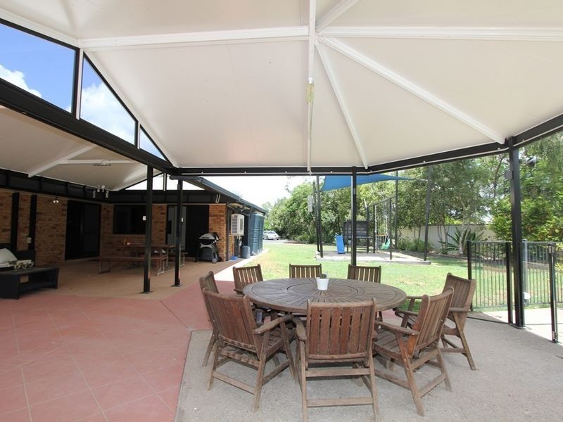 21 Coaker Drive, Emerald QLD 4720