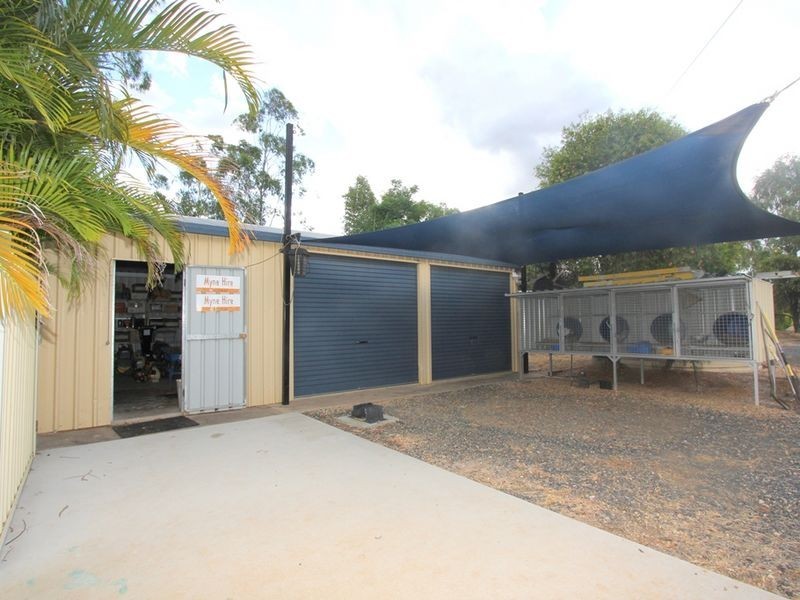 21 Coaker Drive, Emerald QLD 4720