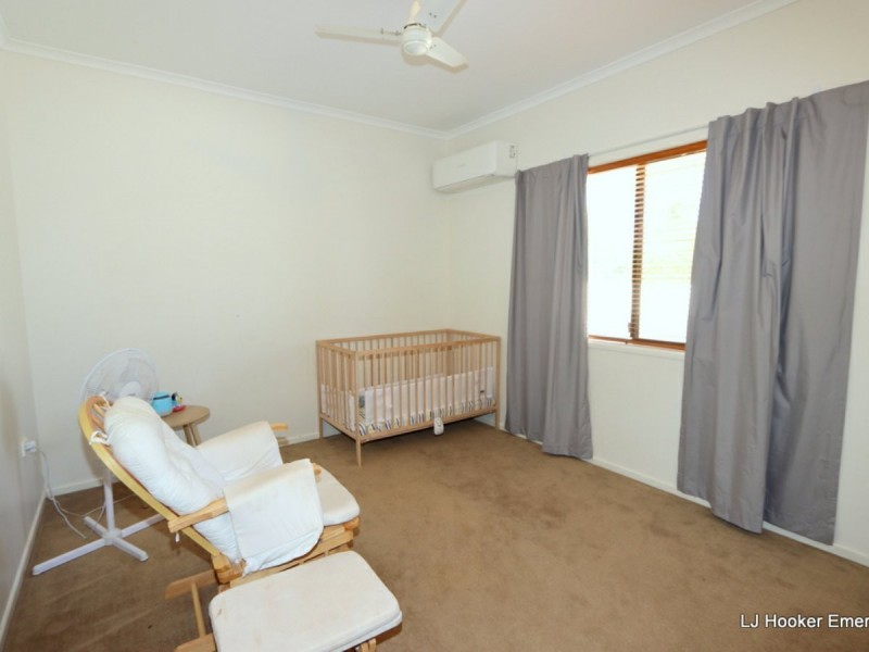 8 Ward Place, Emerald QLD 4720