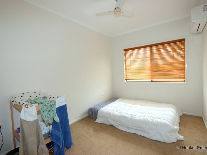 8 Ward Place, Emerald QLD 4720