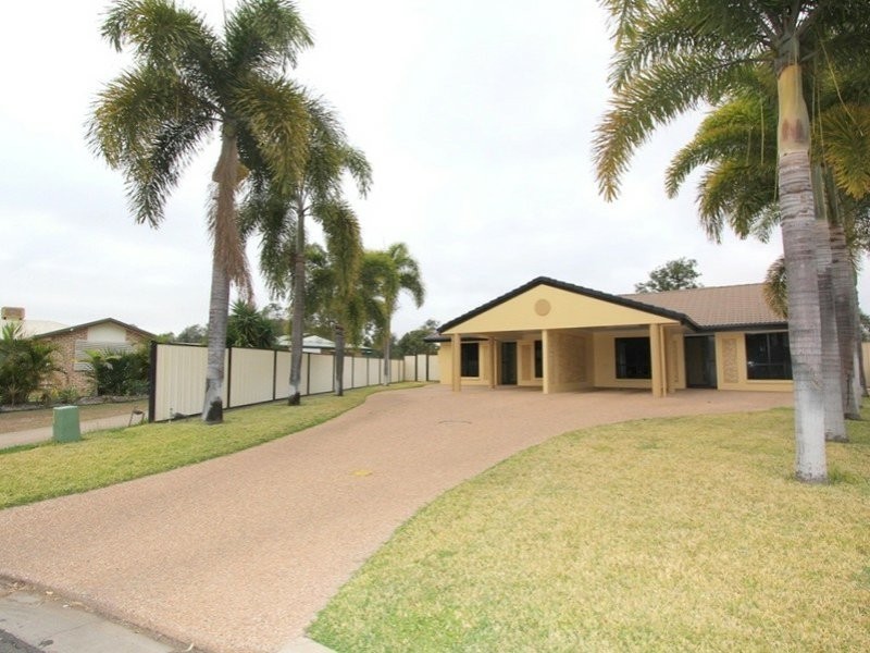 Unit 1 & 2/19 Louisa Court, Emerald QLD 4720