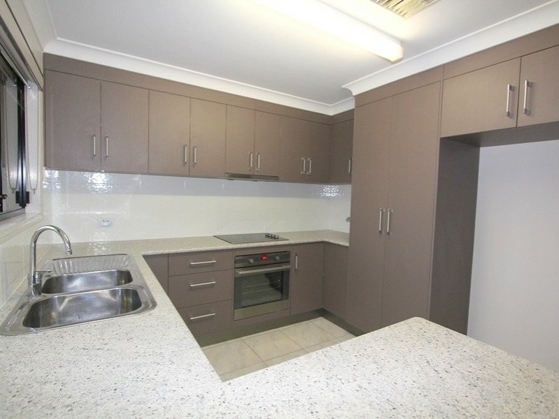 Unit 1 & 2/19 Louisa Court, Emerald QLD 4720