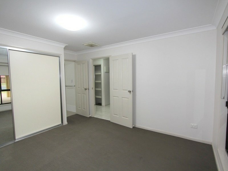 Unit 1 & 2/19 Louisa Court, Emerald QLD 4720
