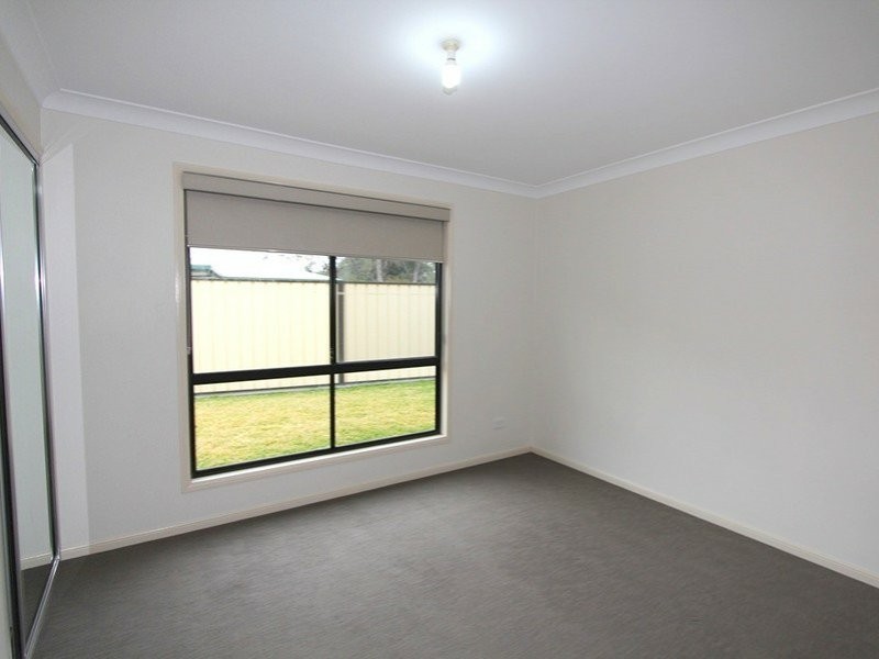 Unit 1 & 2/19 Louisa Court, Emerald QLD 4720