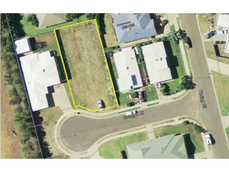 5 Grange Court, Emerald QLD 4720