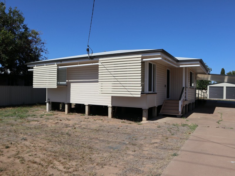 50 Retro Street, Emerald QLD 4720